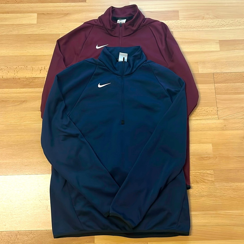 Nike Therma Long Sleeve 1/4 Zip size M NWOT Navy / Burgundy